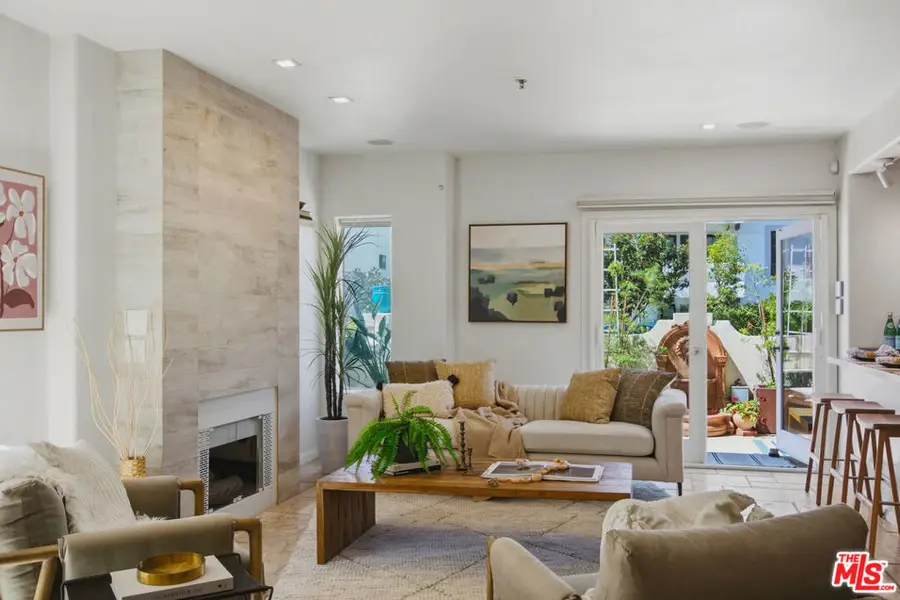 11838 Kiowa Avenue #101, Los Angeles, CA 90049 - #3