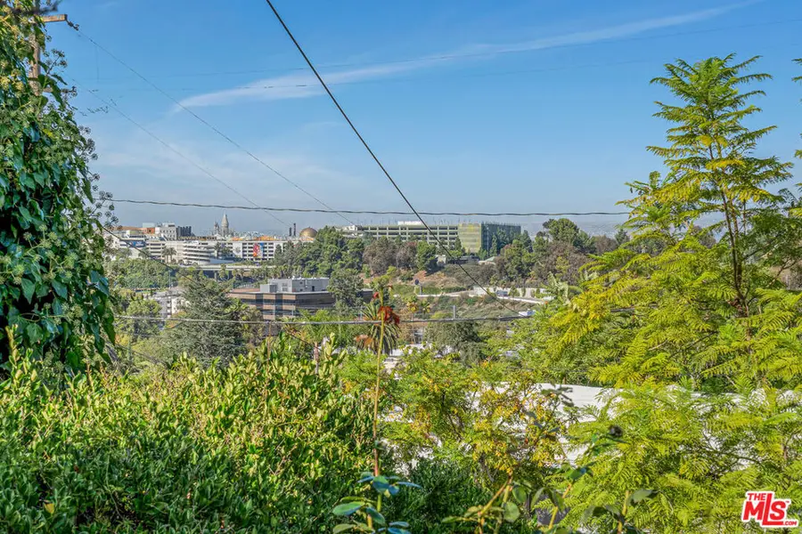 3331 Bennett Drive, Los Angeles, CA 90068 - #2