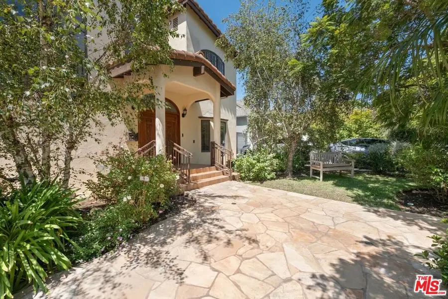 1136 Harvard Street, Santa Monica, CA 90403 - #2
