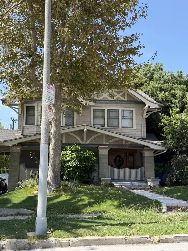 729 S Bronson Avenue, Los Angeles, CA 90005