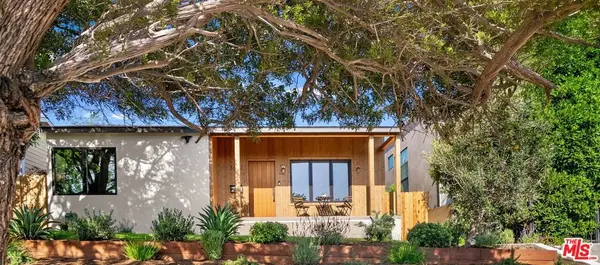 3452 Moore Street, Los Angeles, CA 90066