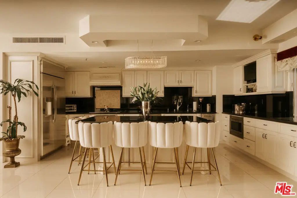 10450 Wilshire Boulevard #4J, Los Angeles, CA 90024 - #1
