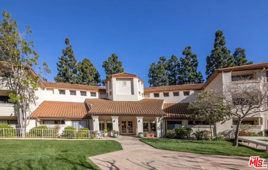 501 Palisades Drive #103, Pacific Palisades, CA 90272 - #3