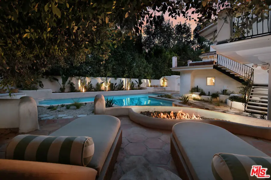 17647 Belinda Street, Encino, CA 91316 - #2