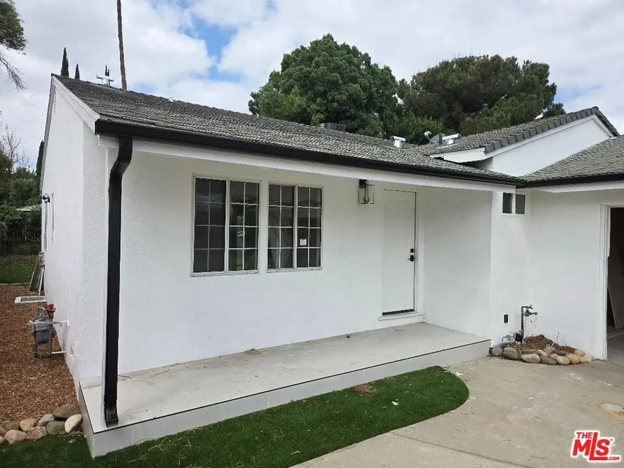 8519 Yolanda Avenue, Northridge, CA 91324 - #2