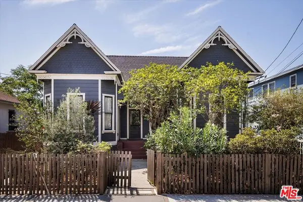 1334 Calumet Avenue, Los Angeles, CA 90026