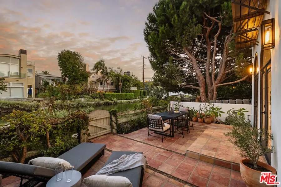 409 Howland Canal, Venice, CA 90291 - #3