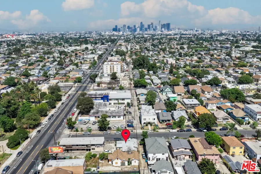 618 E 50th Street, Los Angeles, CA 90011 - #3