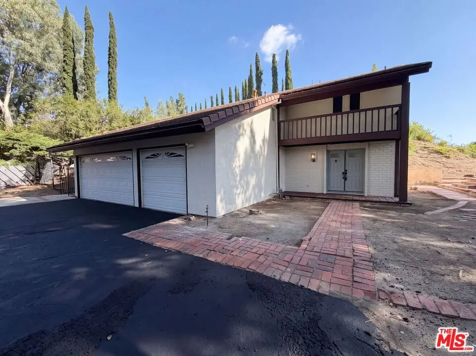 11569 Viking Avenue, Porter Ranch, CA 91326 - #1