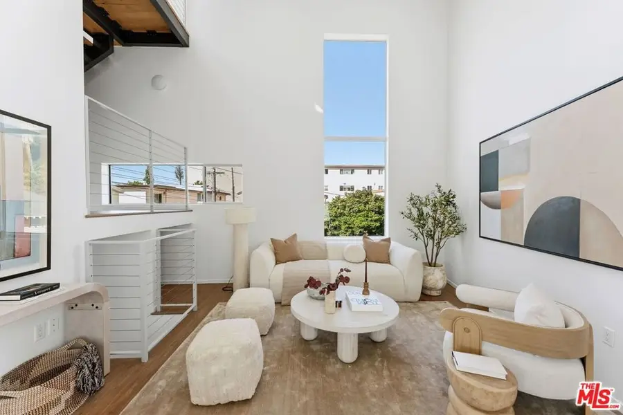 1244 14th Street #E, Santa Monica, CA 90404 - #3