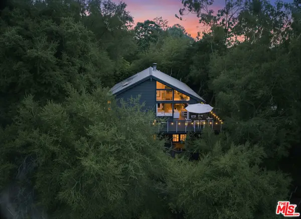 1825 Helmet Trail, Topanga, CA 90290