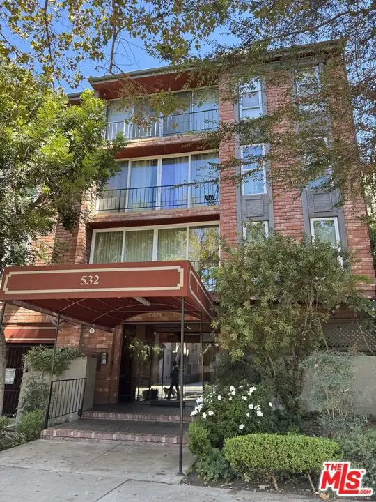 532 N Rossmore Avenue #306, Los Angeles, CA 90004 - #3