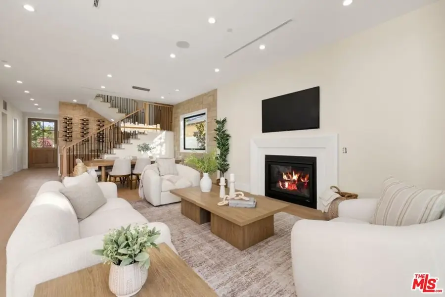 2929 Cardiff Avenue, Los Angeles, CA 90034 - #3