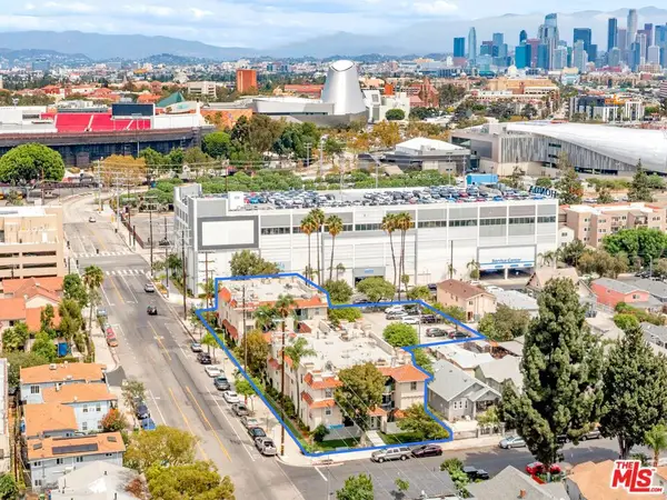 4060 S Hoover Street, Los Angeles, CA 90037