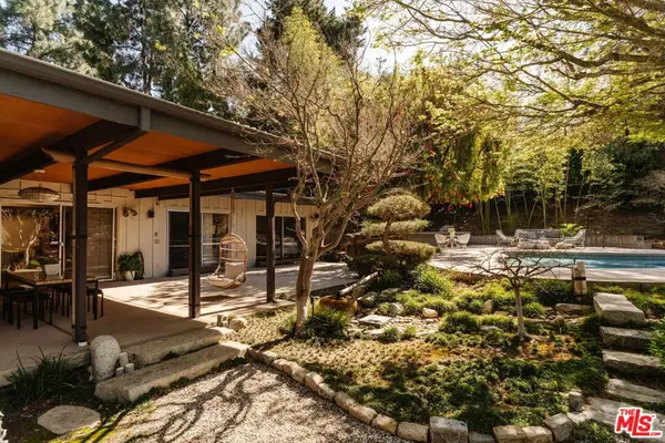 3493 Valley Meadow Road, Sherman Oaks, CA 91403