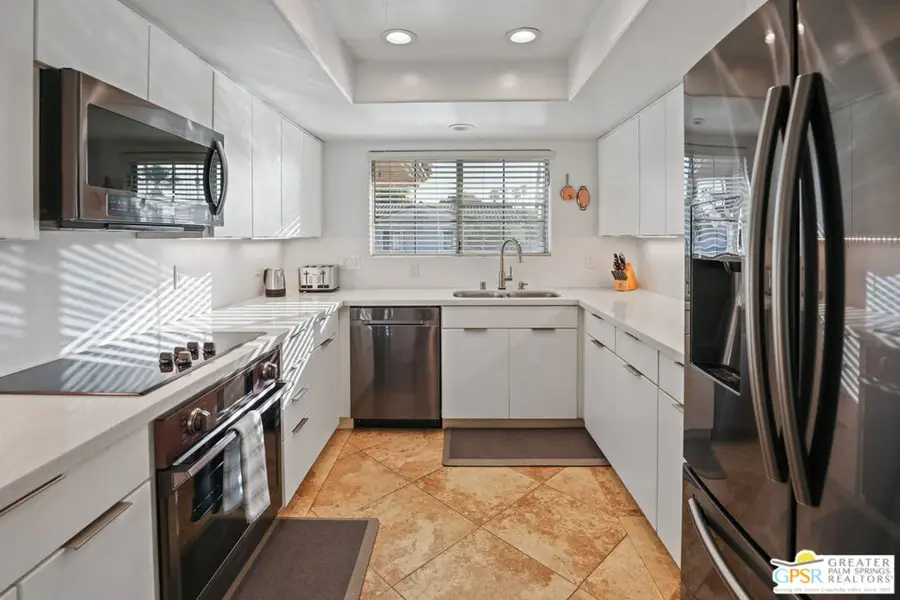 2001 E Camino Parocela #I58, Palm Springs, CA 92264 - #3