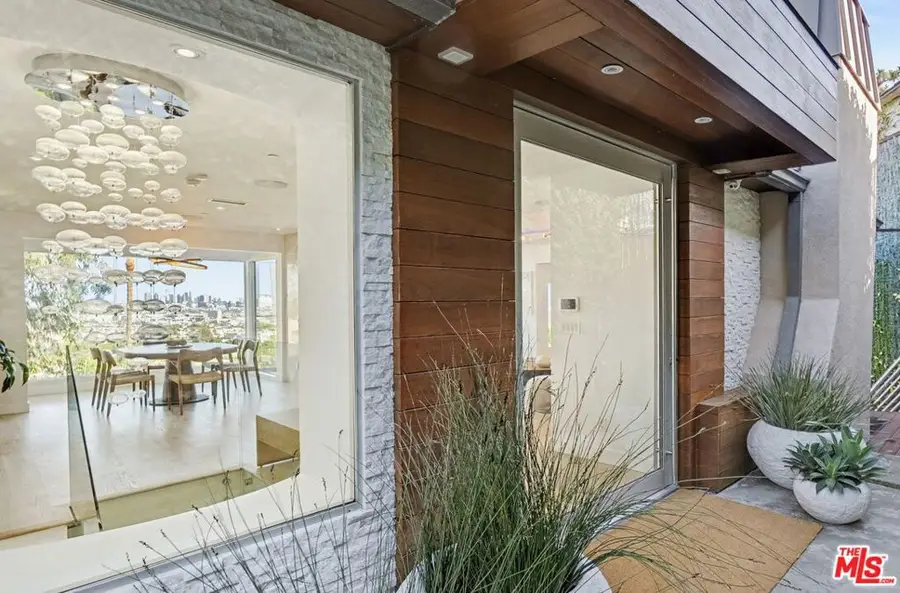 7944 Fareholm Drive, Los Angeles, CA 90046 - #3
