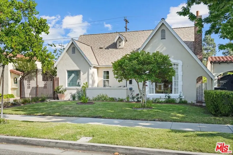 924 E Glenoaks Boulevard, Glendale, CA 91207 - #2