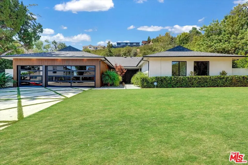3855 Corbin Avenue, Tarzana, CA 91356 - #1