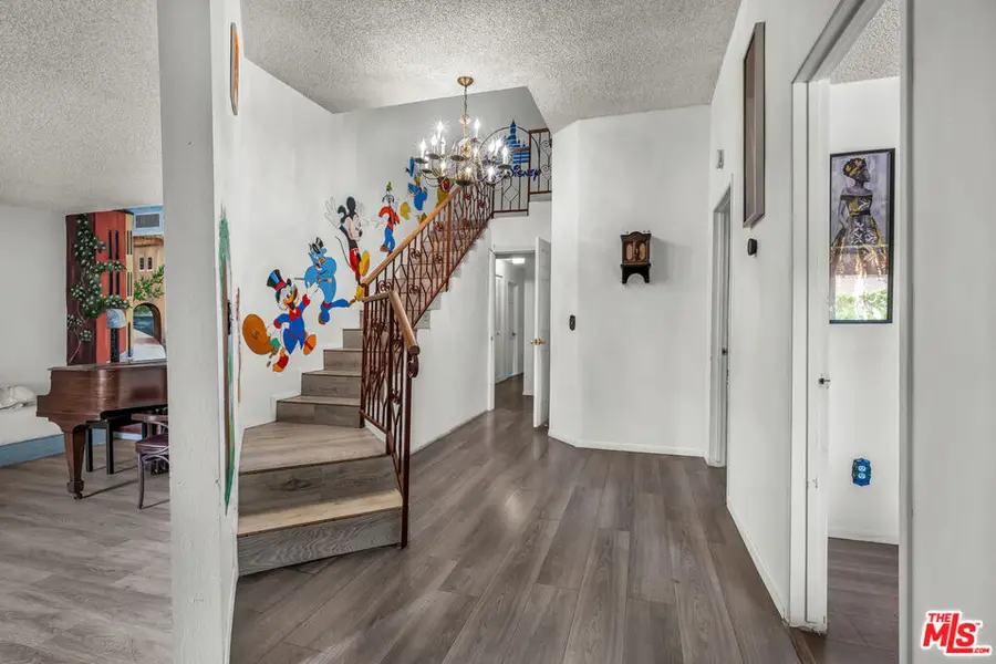 15623 Dorian Street, Sylmar, CA 91342 - #3