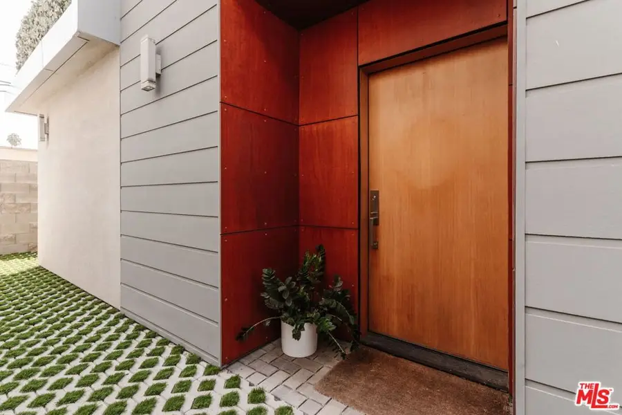 1434 1/2 S Sycamore Avenue, Los Angeles, CA 90019 - #2