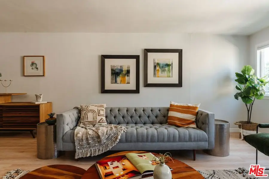 1559 Winona Boulevard #F2, Los Angeles, CA 90027 - #3
