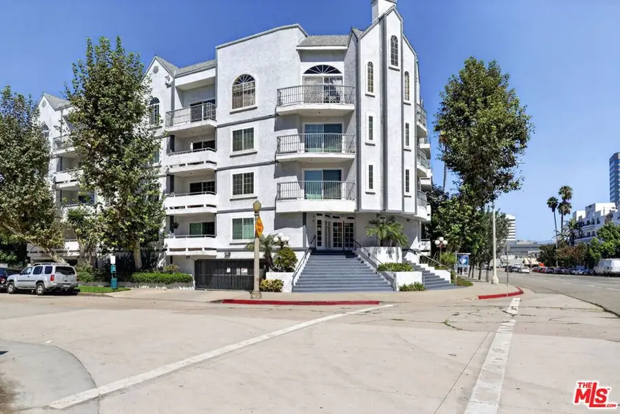 4401 Sepulveda Boulevard #104, Sherman Oaks, CA 91403 - #3