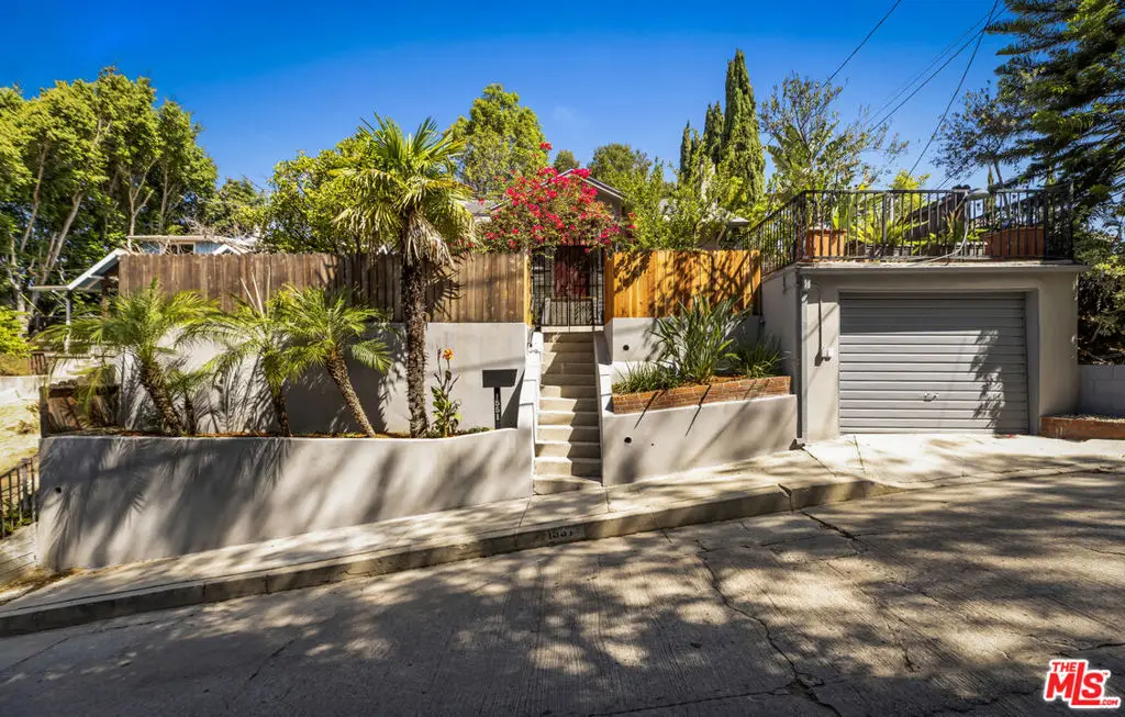 1551 Cerro Gordo Street, Los Angeles, CA 90026 - #1