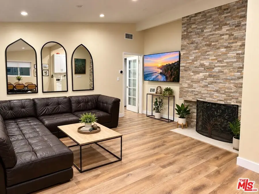 3512 Fairchild Street, La Crescenta, CA 91214 - #2
