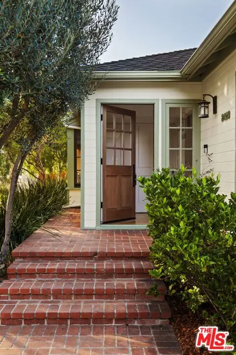 2429 26th Street, Santa Monica, CA 90405 - #2