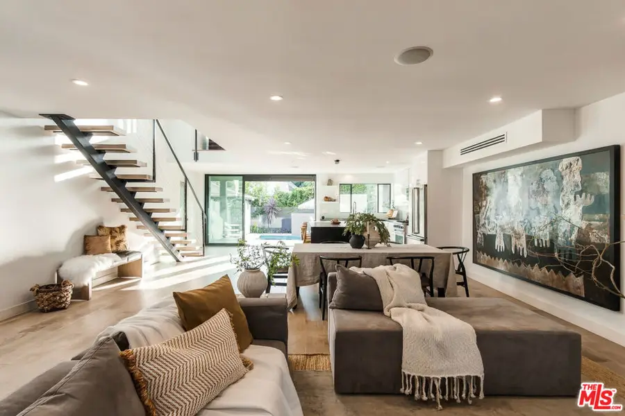 3207 Thatcher Avenue, Marina Del Rey, CA 90292 - #2