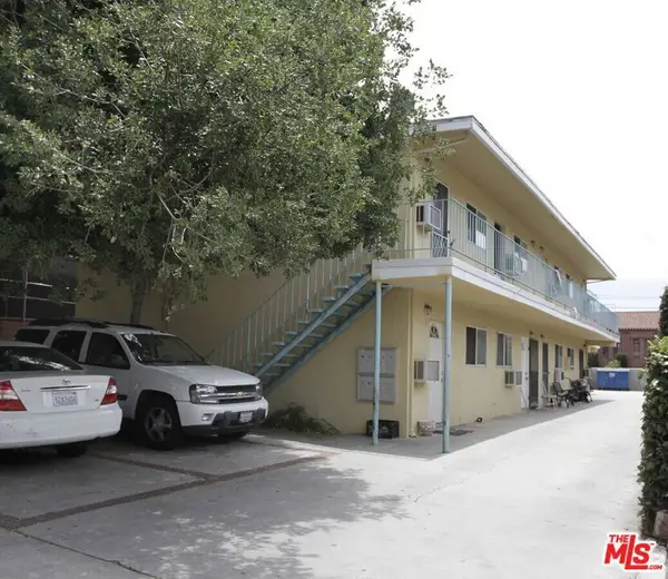 11324 Huston Street, North Hollywood, CA 91601