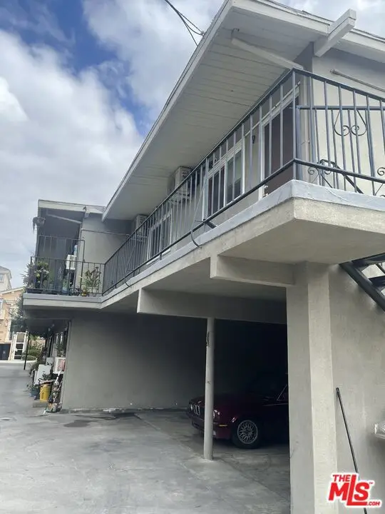 11324 Huston Street, North Hollywood, CA 91601 - #3