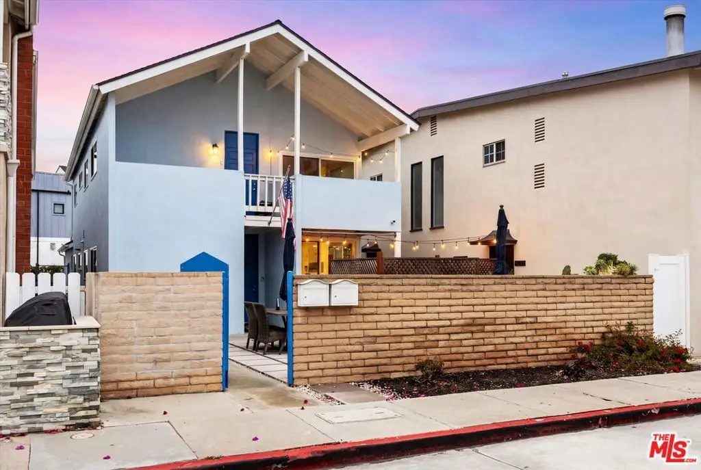 211 Cypress Street, Newport Beach, CA 92661 - #1