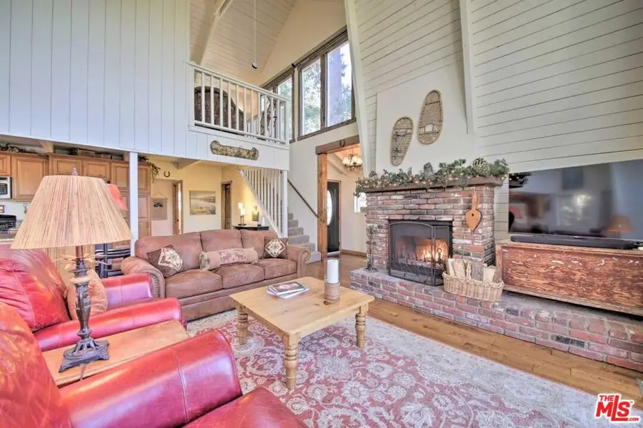 888 Grass Valley Road, Lake Arrowhead, CA 92352 - #3