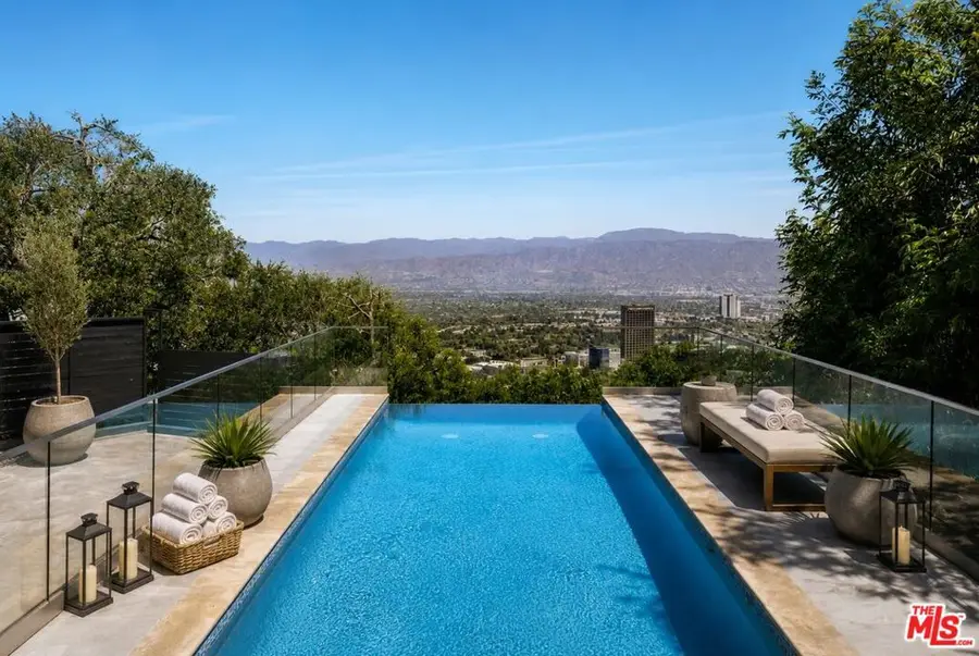 7825 Torreyson Drive, Los Angeles, CA 90046 - #3