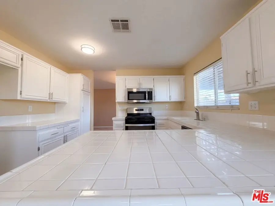 5717 Lisbon Court, Palmdale, CA 93552 - #2