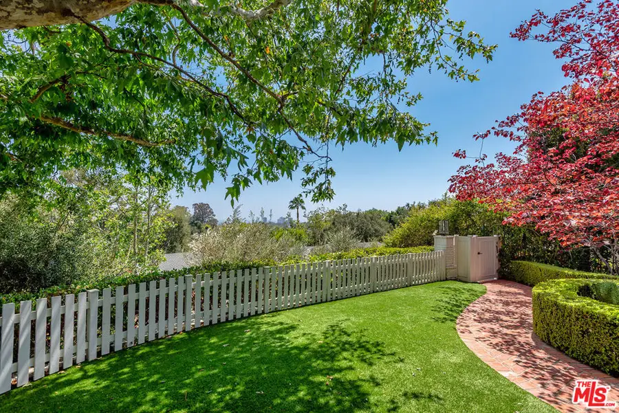 11532 Thurston Circle, Los Angeles, CA 90049 - #3