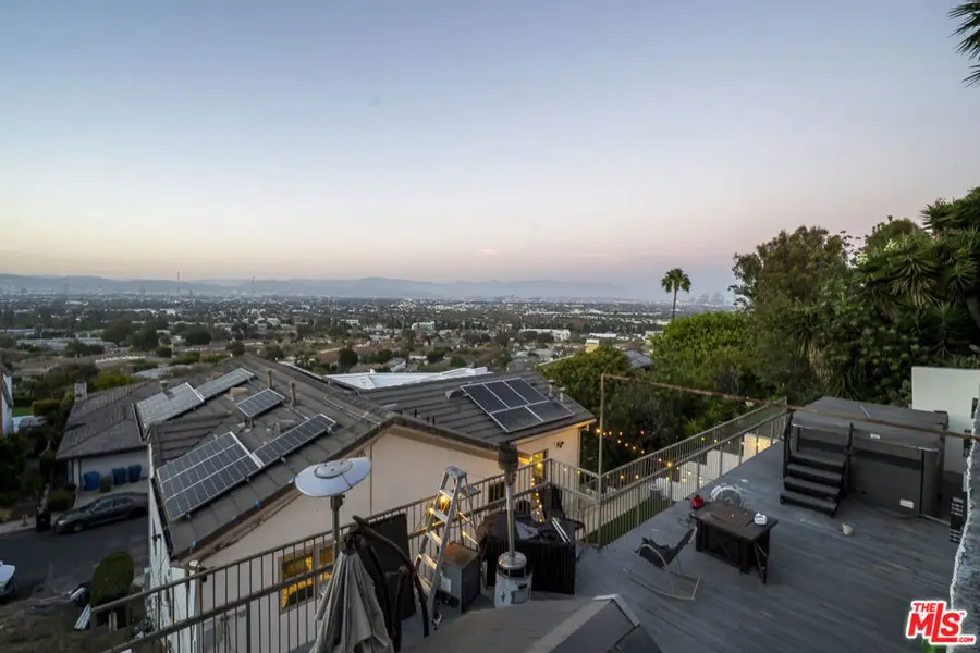 4212 Don Alanis Place, Los Angeles, CA 90008 - #2
