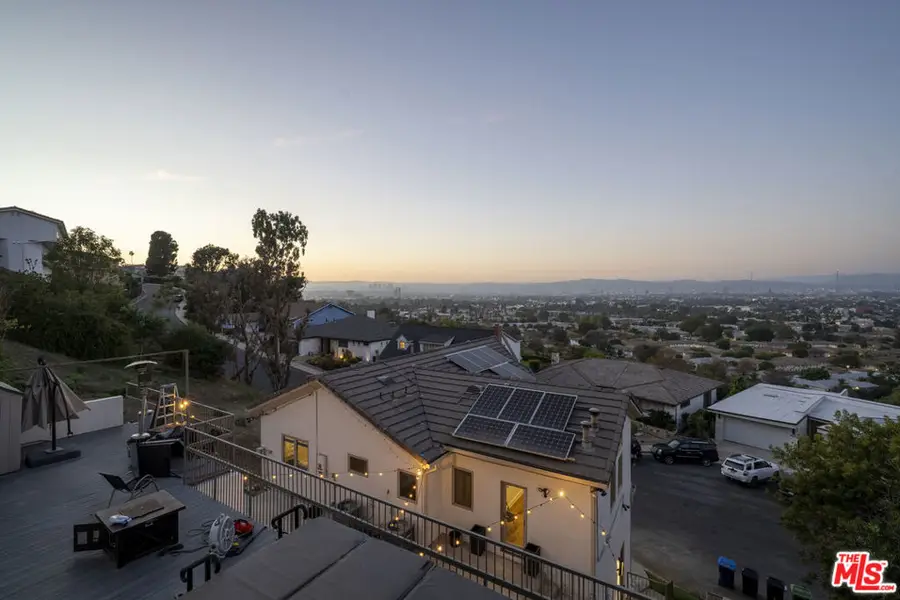 4212 Don Alanis Place, Los Angeles, CA 90008 - #3