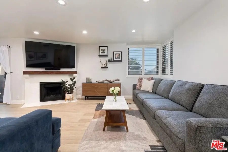 935 Main Street #206, El Segundo, CA 90245 - #3