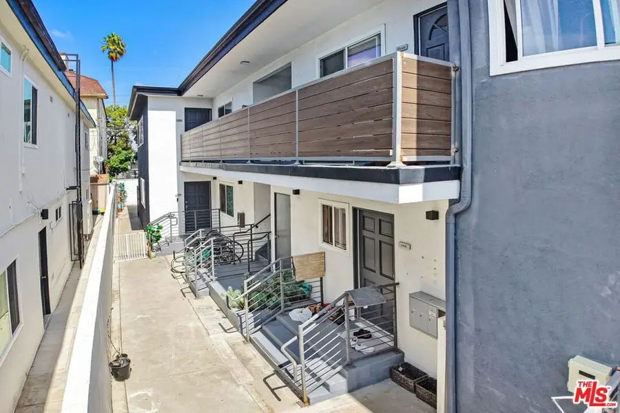 12441 Gilmore Avenue #4, Los Angeles, CA 90066 - #3