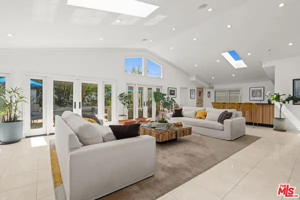 14236 Margate Street, Sherman Oaks, CA 91401