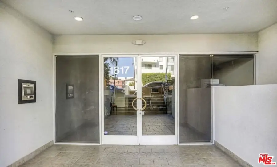 1817 Selby Avenue #102, Los Angeles, CA 90025 - #3
