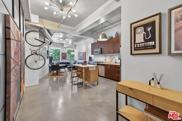849 S Broadway #203, Los Angeles, CA 90014