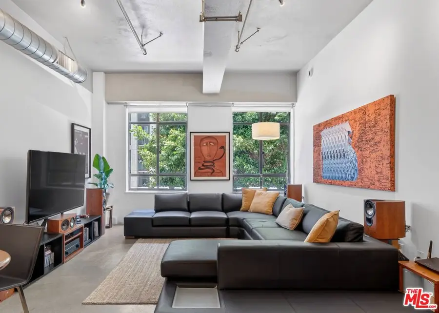 849 S Broadway #203, Los Angeles, CA 90014 - #3