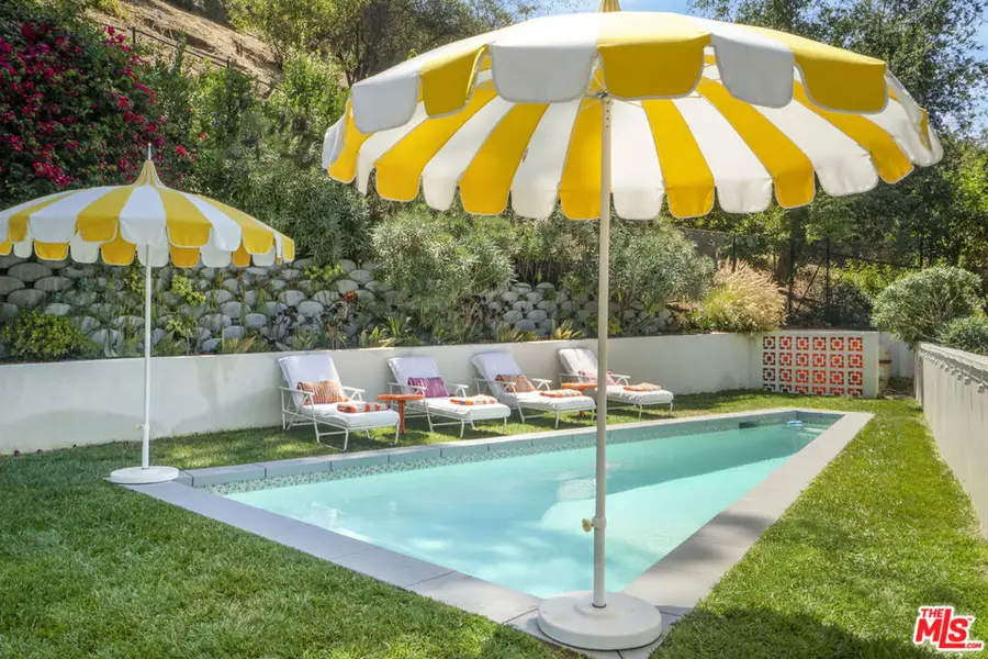 3560 Mandeville Canyon Road, Los Angeles, CA 90049 - #3