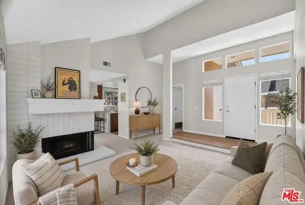 163 Greenfield, Irvine, CA 92614