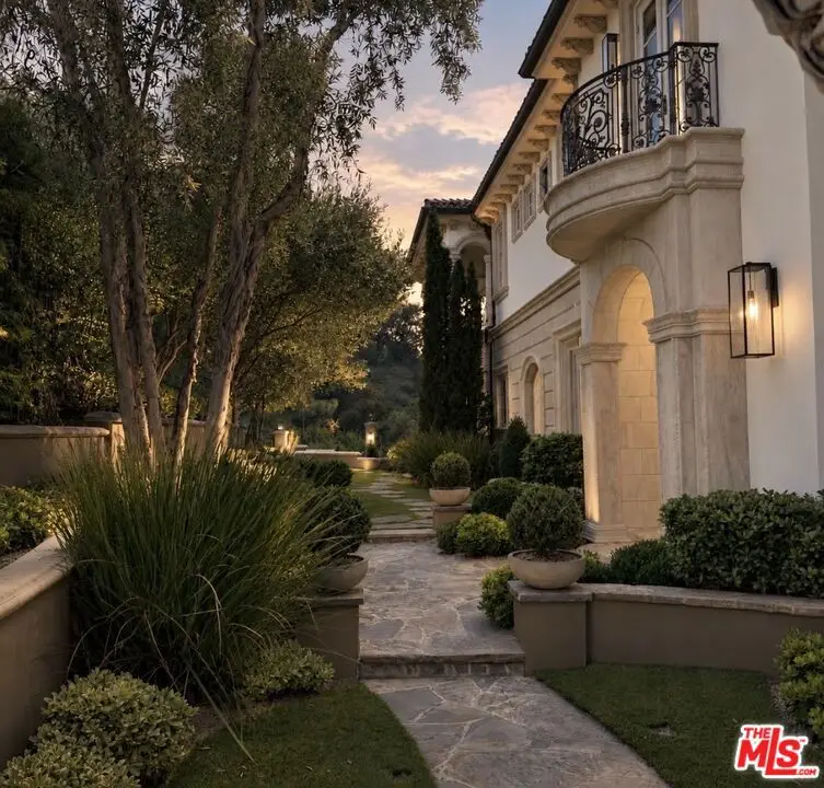 2680 Bowmont Drive, Beverly Hills, CA 90210 - #1