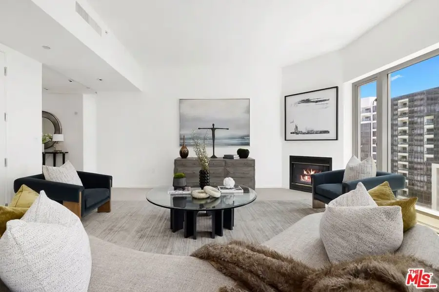 10727 Wilshire Boulevard #1001, Los Angeles, CA 90024 - #3